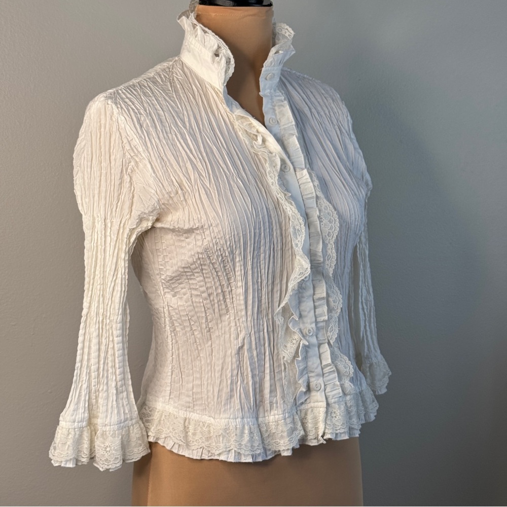 White Lace Cuff Button Up Blouse Down Shirt Lacy Romantic High Collar Cropped